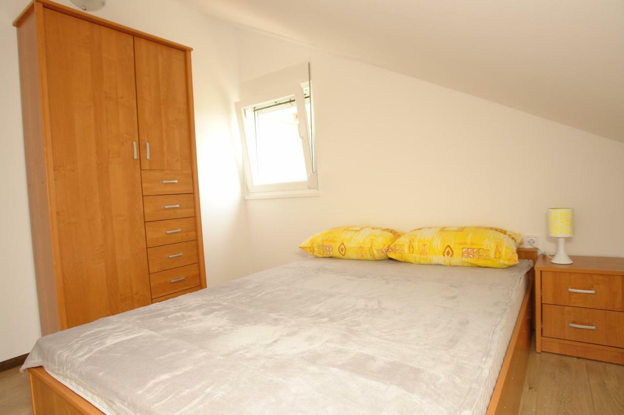 Apartmani Stambuk Mandre Exterior foto
